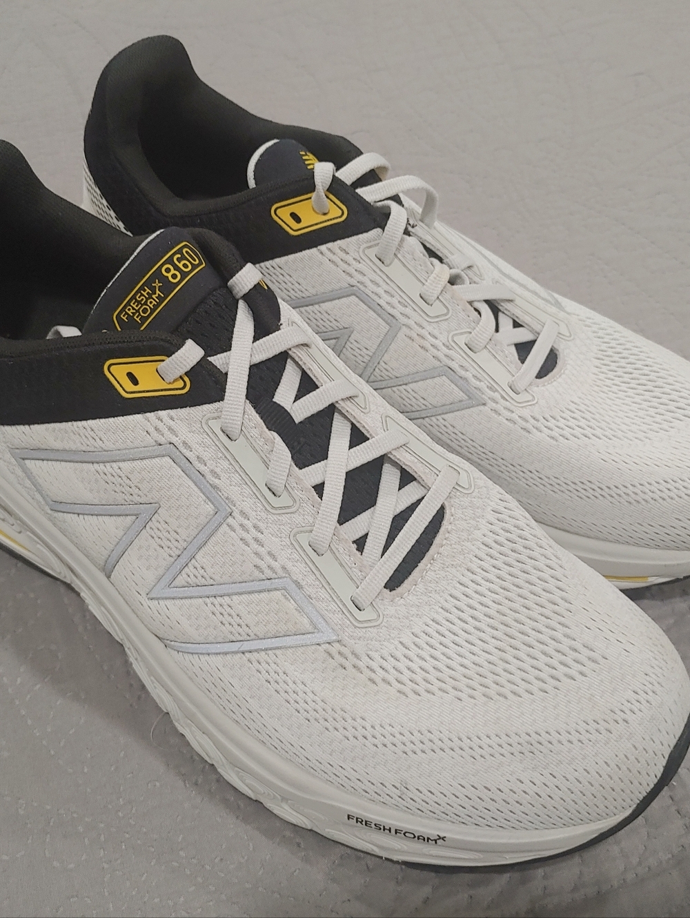 New Balance Fresh FoamX 860v14 Men Size 12.5 Like New Condition